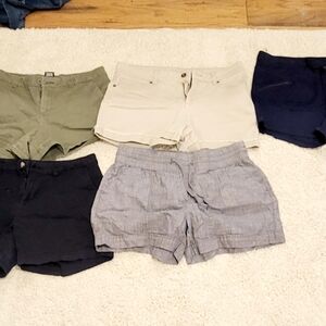 5 pairs of shorts size 11-13